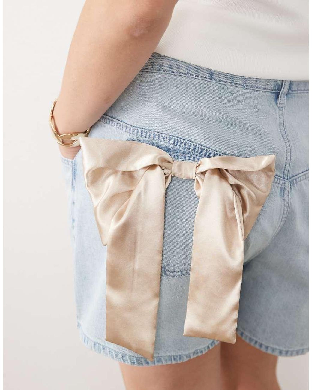 ASOS White Curve High Waisted Flippy Short With 3d Bow Detail