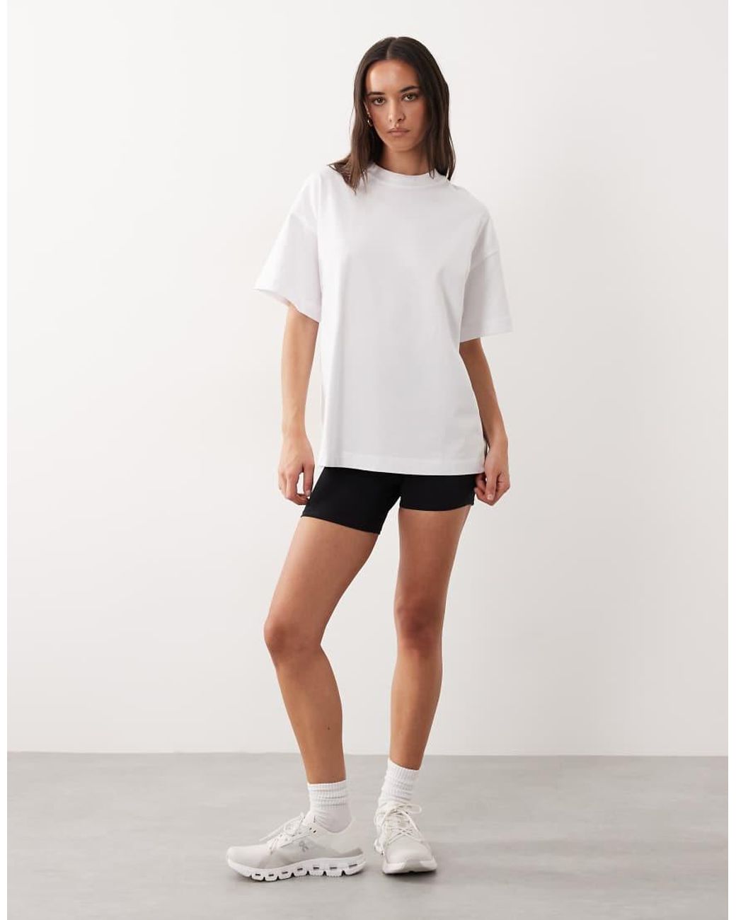 4505 White Heavyweight Cotton Oversized T-Shirt With Tennis Back Print And Quick Dry Finish