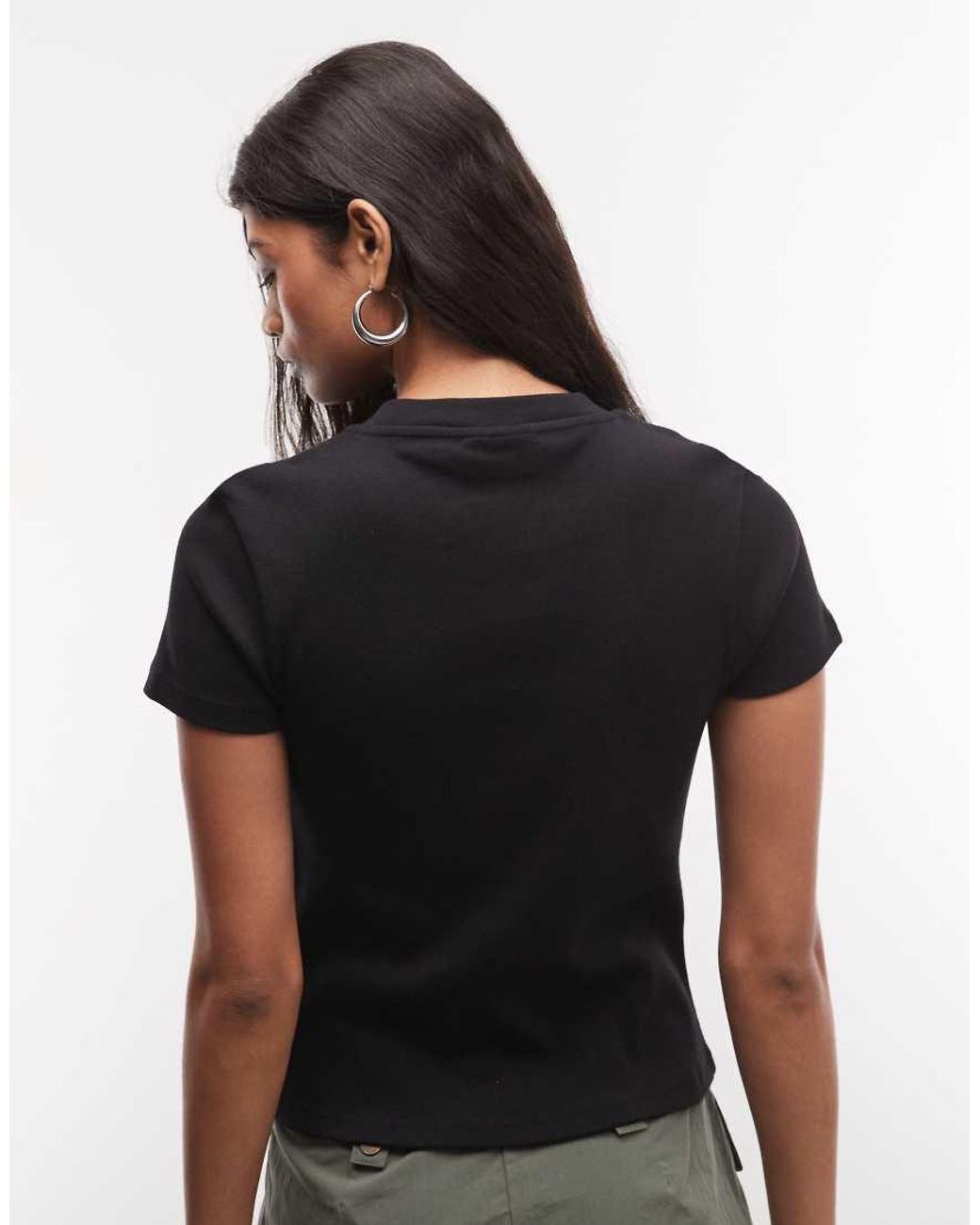 Carhartt Black Small Heart Patch T-shirt