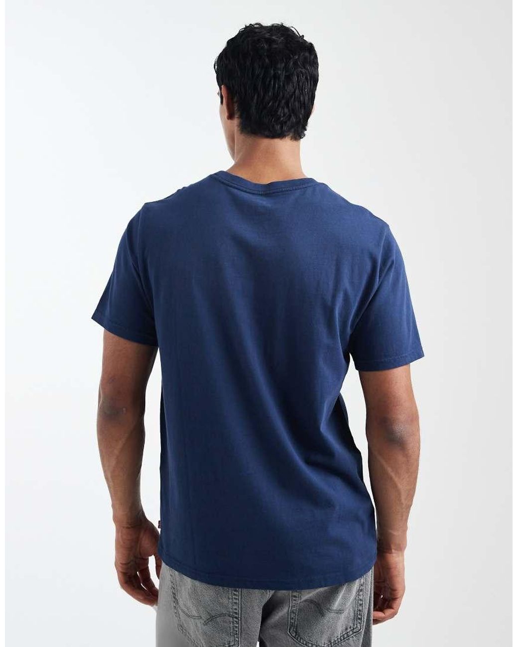Levi's Blue Embroidered Chest Logo Relaxed T-shirt for men