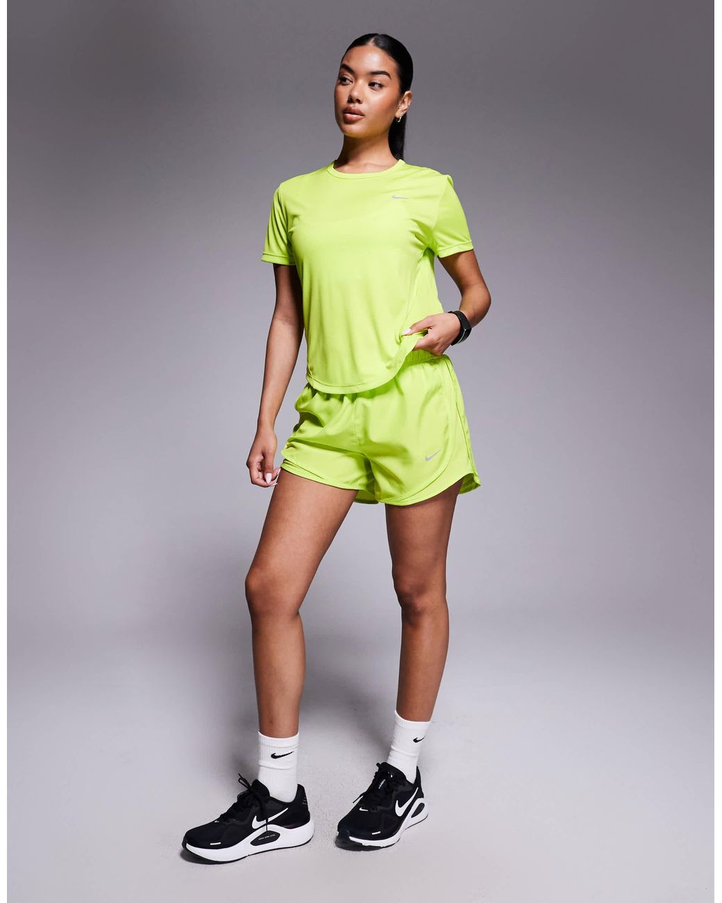 Nike Green – tempo – t-shirt