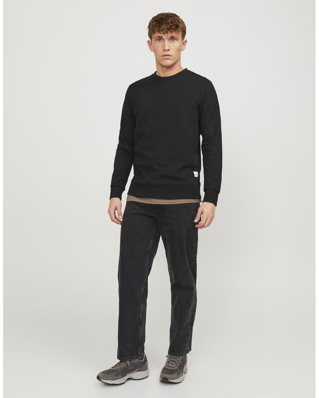 Jack & Jones Black Basic Standard Fit Crew Neck Sweatshirt for men
