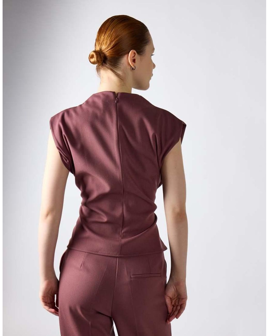 NARRATED Red Tie Front Top