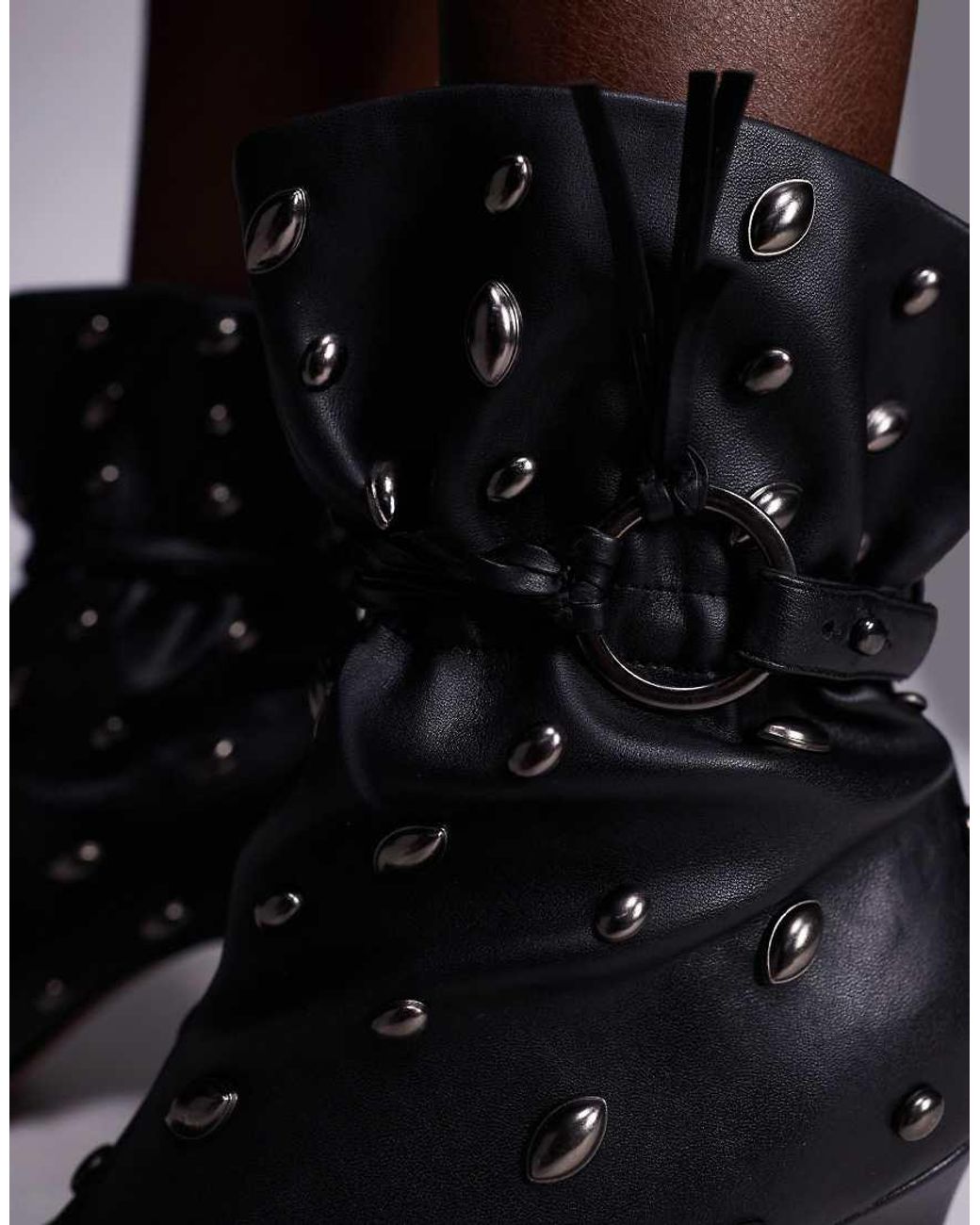 Emil di ASOS in Black