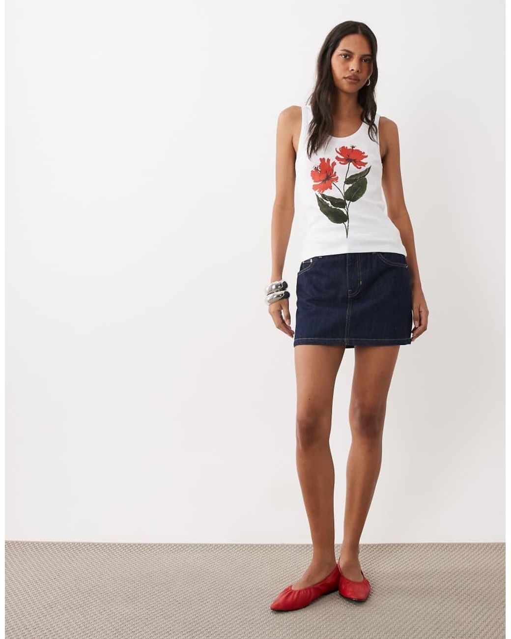 ASOS White Scoop Neck Vest With Flower Graphic