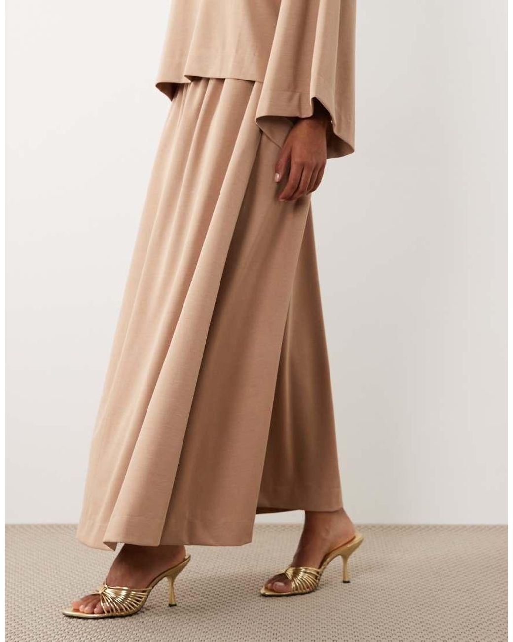 Iyal Natural Luxe High Waist Maxi Skirt Co-ord