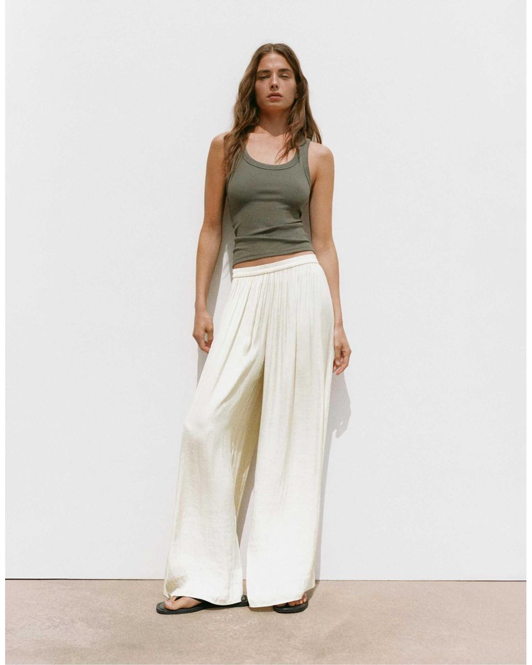 Pantalon ample en satin - beige Pull&Bear en coloris White