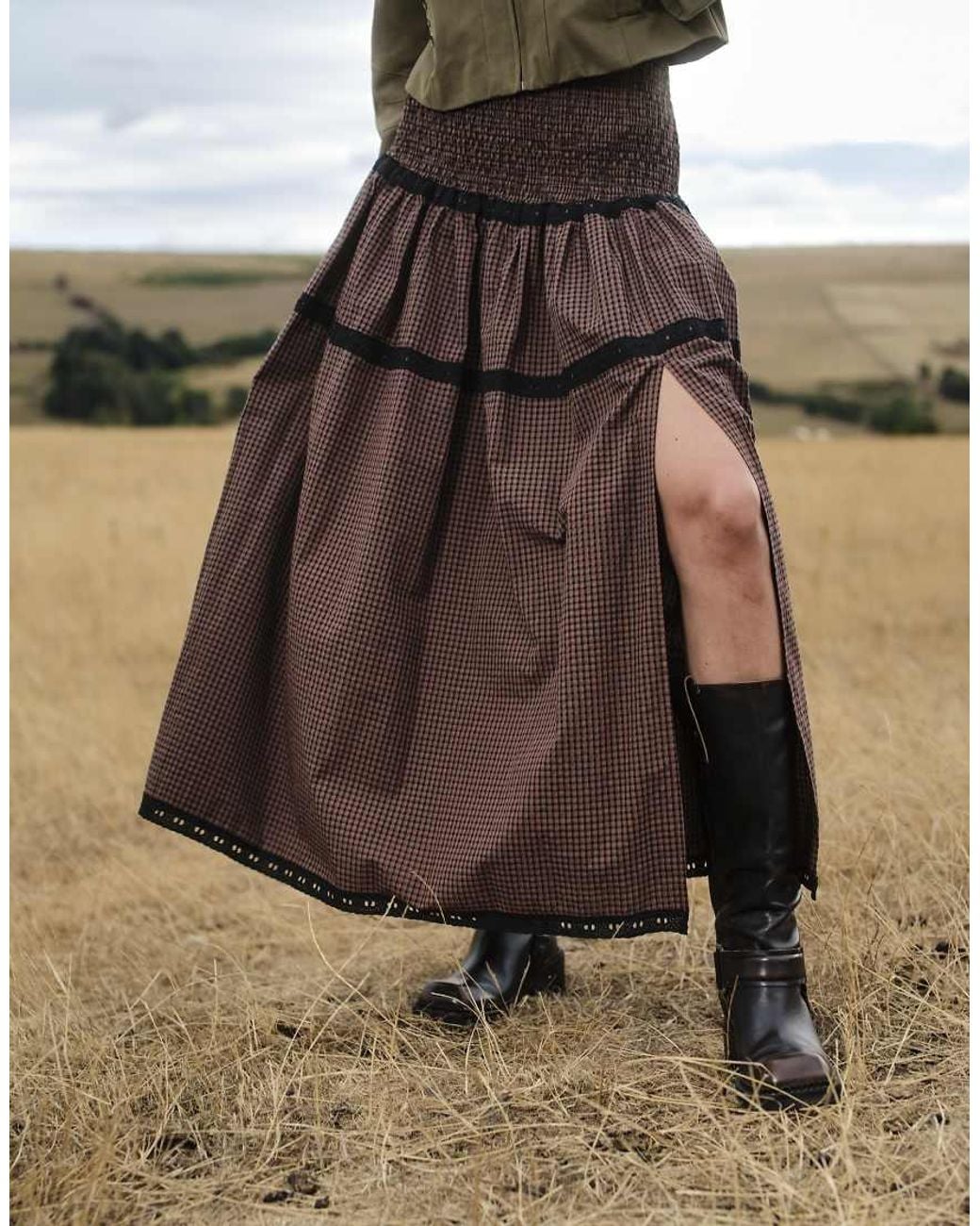 Daisy Street Metallic Low Rise Shirred Midi Skirt With Black Lace Detailing
