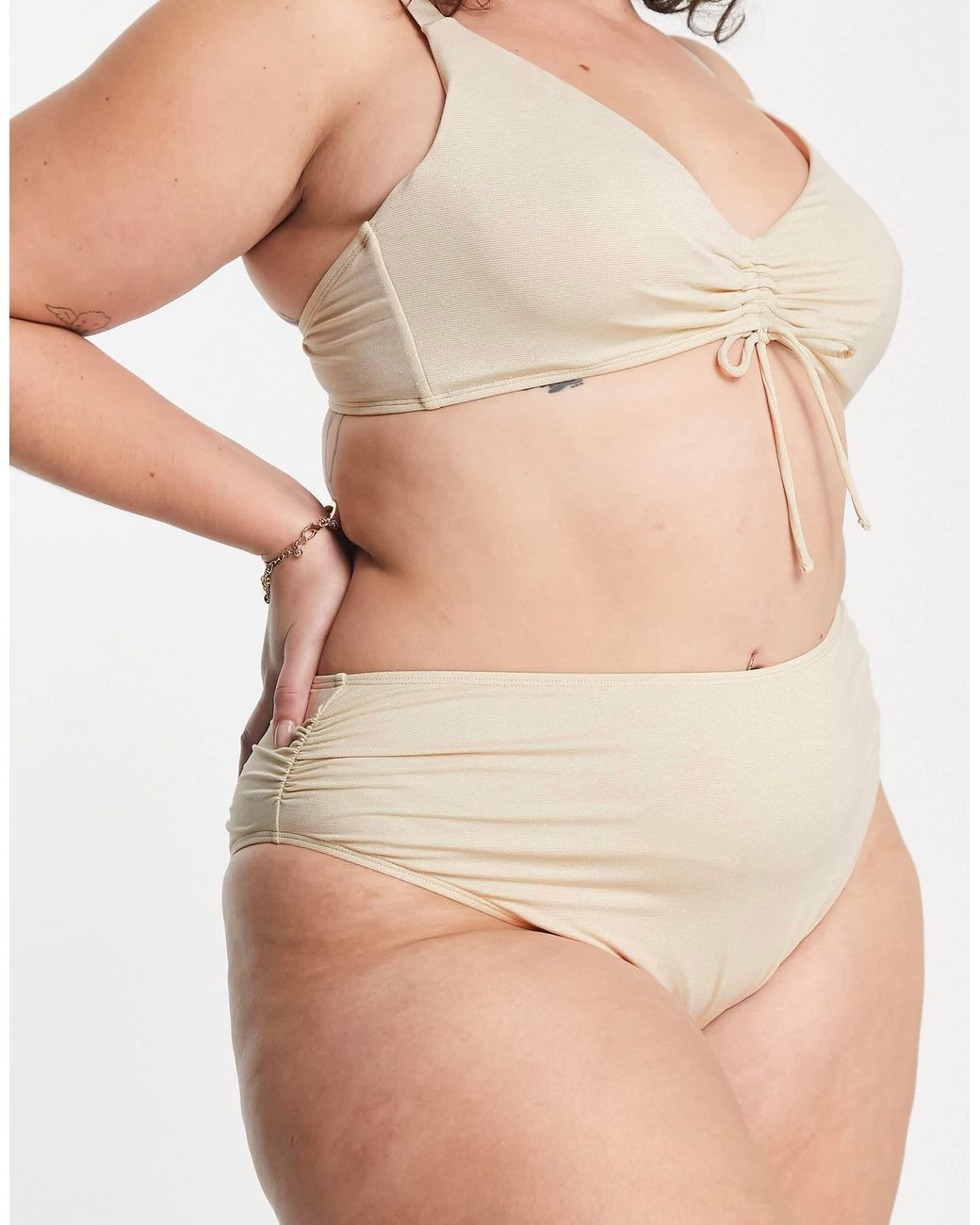 Plus - bas Ivory Rose en coloris Natural