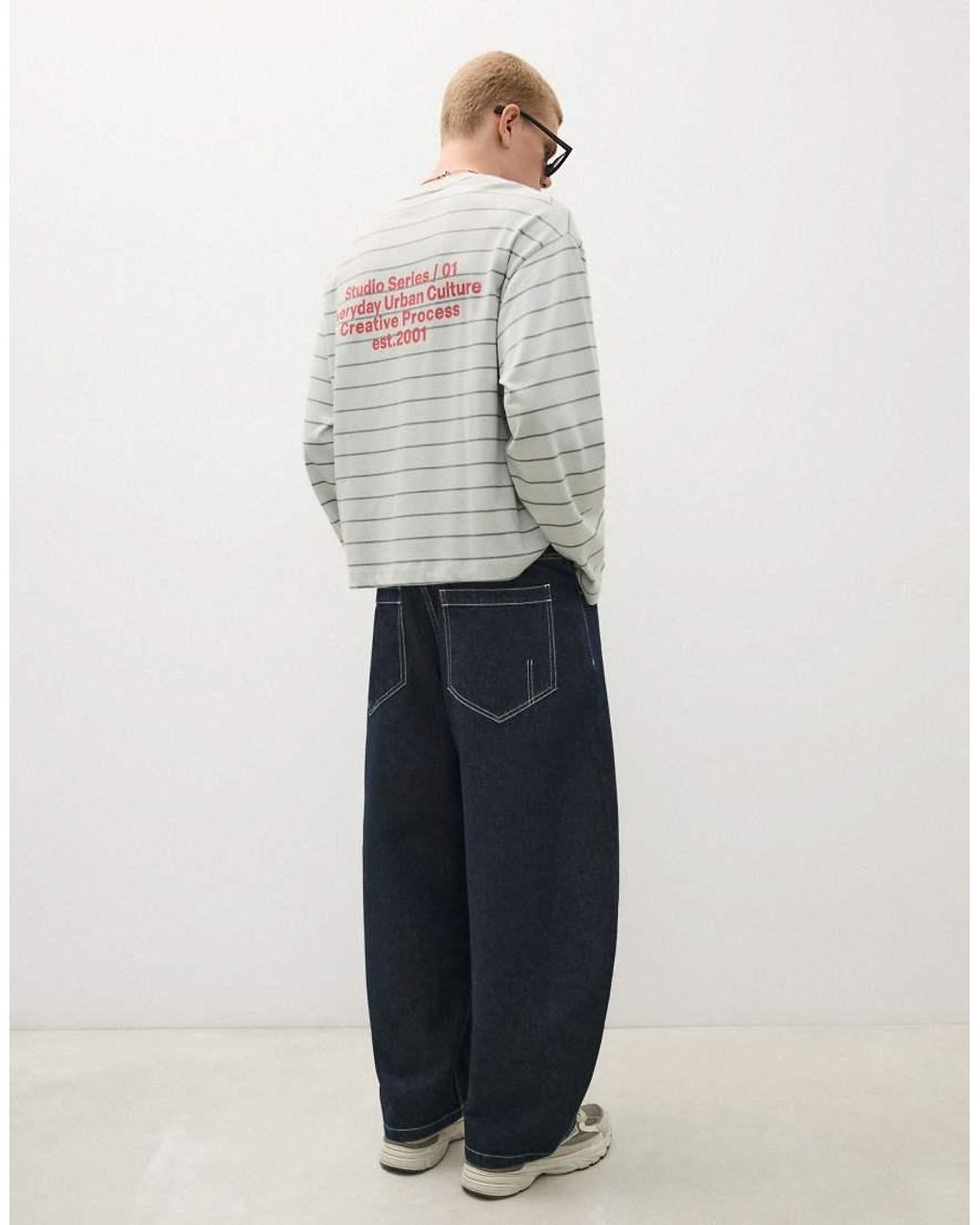 Bershka Blue Barrel Fit Jeans for men