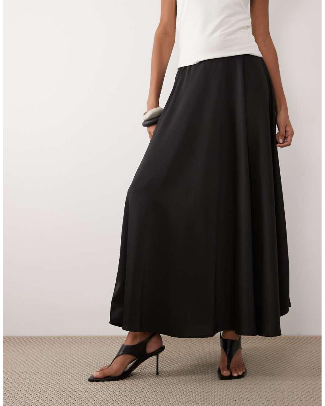Y.A.S White Volume Satin Circle Midi Skirt