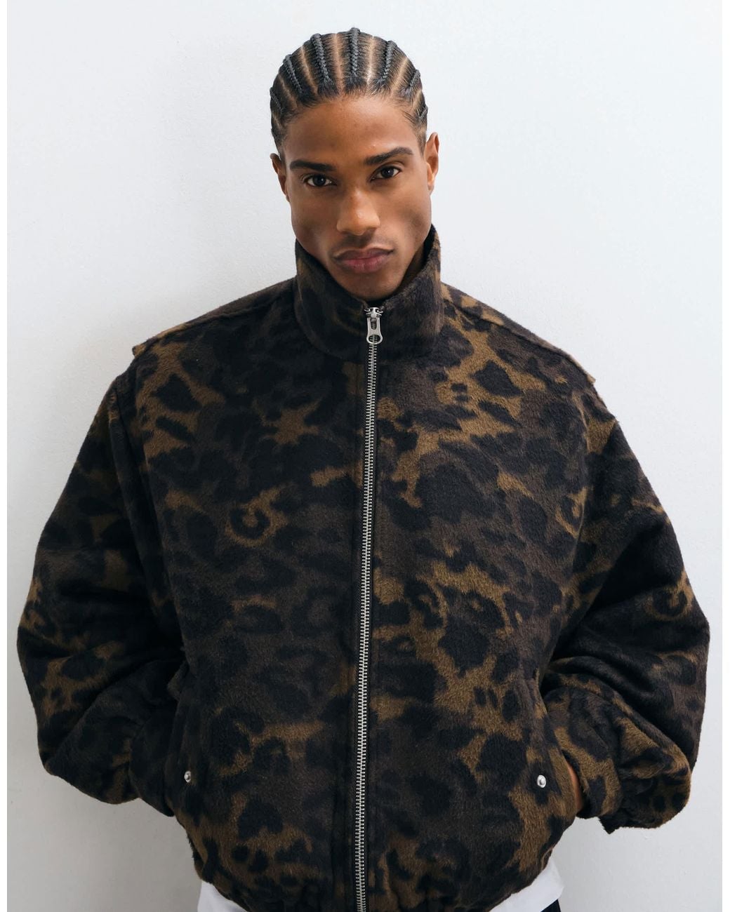 Bomber oversize léopard ASOS pour homme en coloris Black