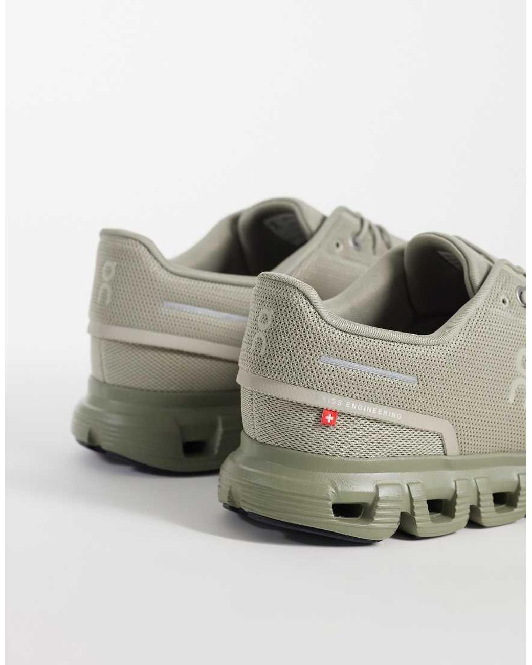 On Shoes White Cloud 6 All Day Trainers for men