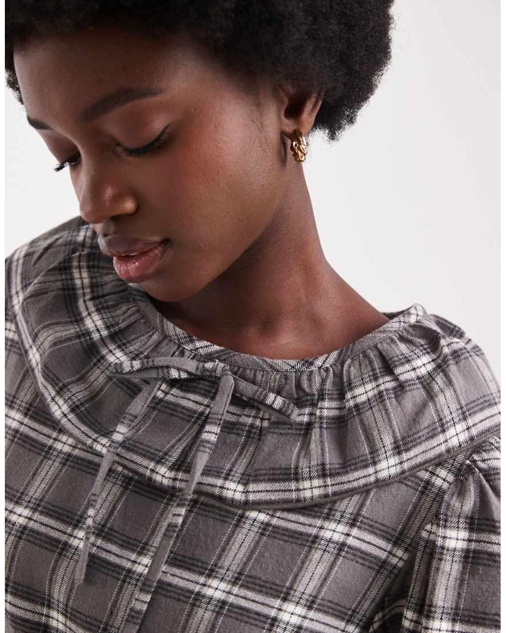 Native Youth Gray Tartan Ruffle Collared Dress