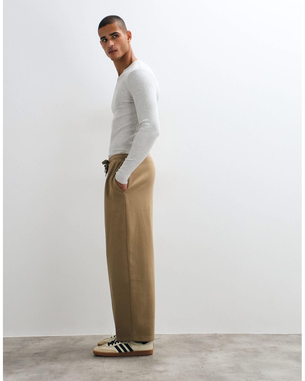 ASOS White Essentials Balloon jogger for men