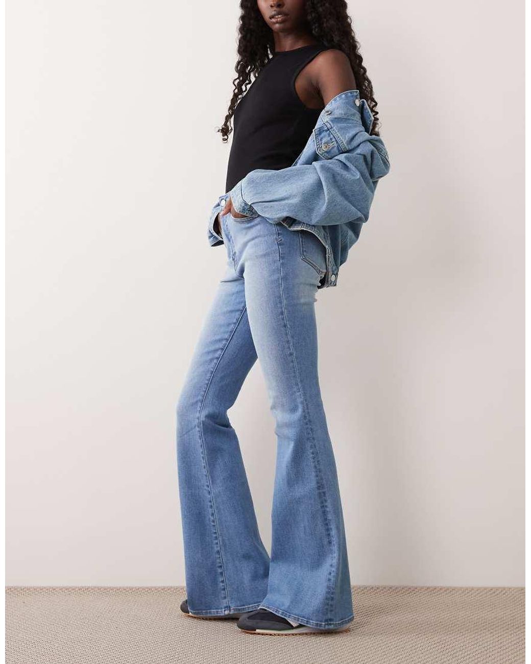 GOOD AMERICAN Blue Good Legs Flare Jeans
