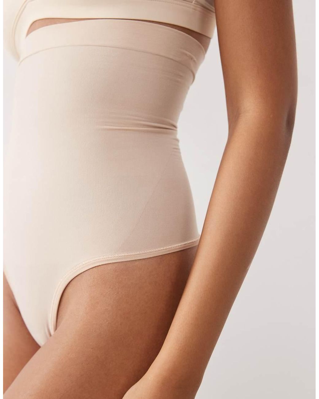 Sculpt di Spanx in Brown