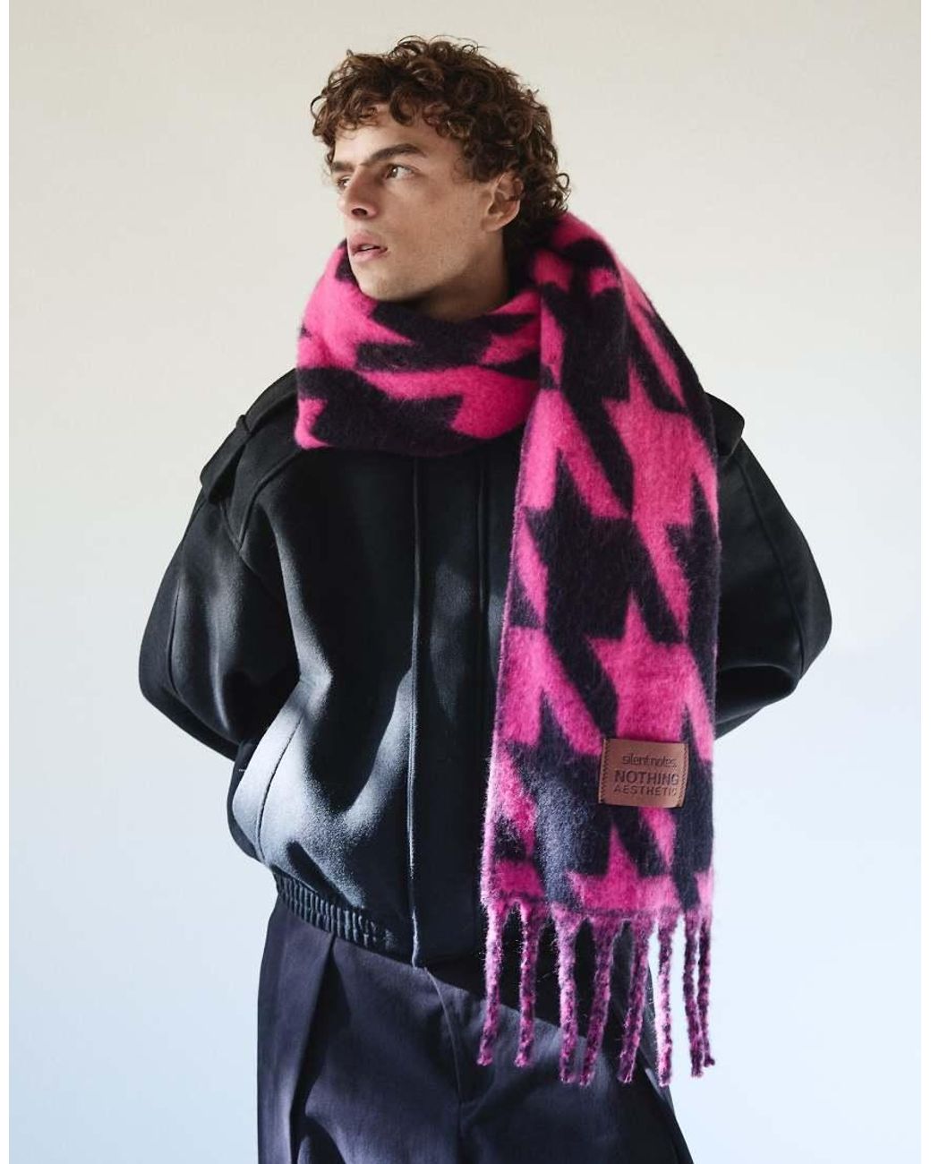 Sciarpa A Quadri di Bershka in Pink da Uomo