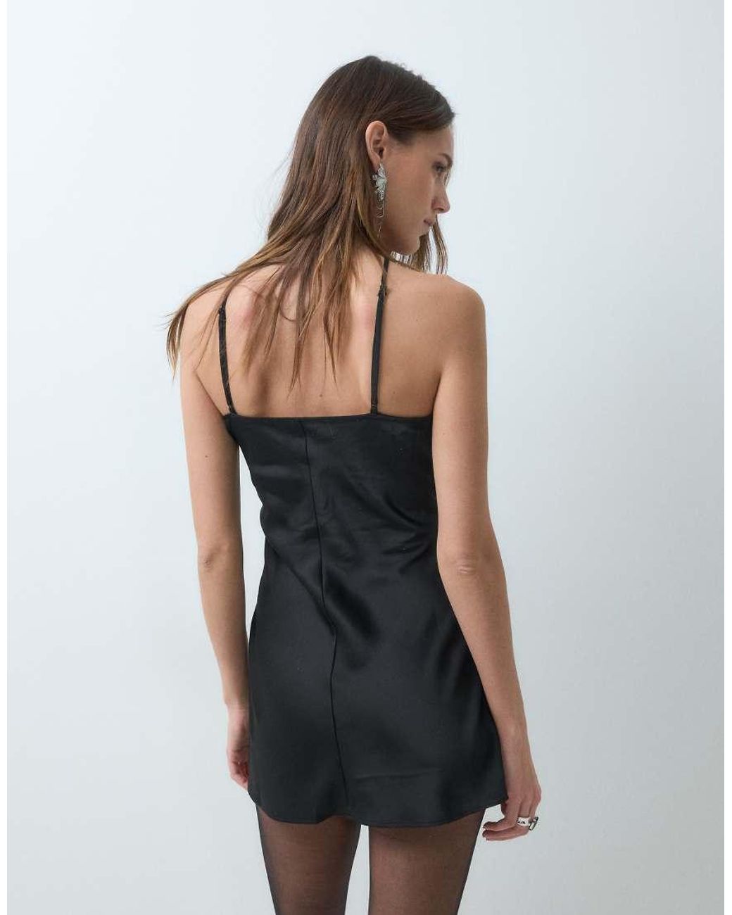 Mini Abito di Monki in Black