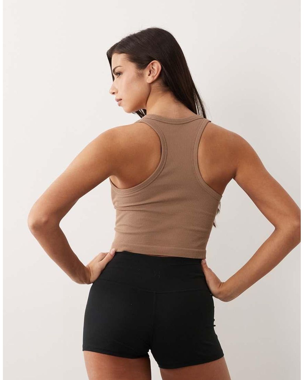 4505 Black Seamless Rib Knit Scoop Neck Cropped Tank Top With Racer Back