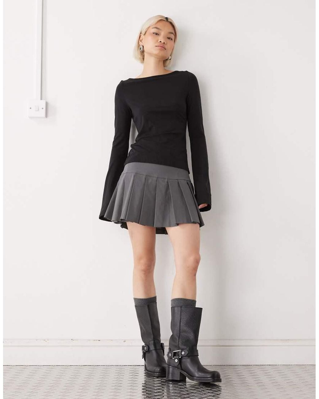 Annie di Weekday in Black