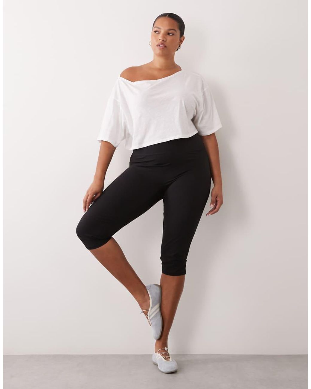 4505 White Curve Quick Dry Cotton Slub Texture Off The Shoulder Crop T-shirt