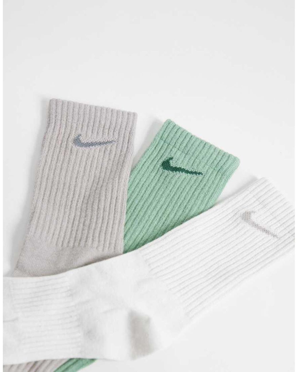 Nike White Everyday Lightweight 3 Pack Crew Socks for men