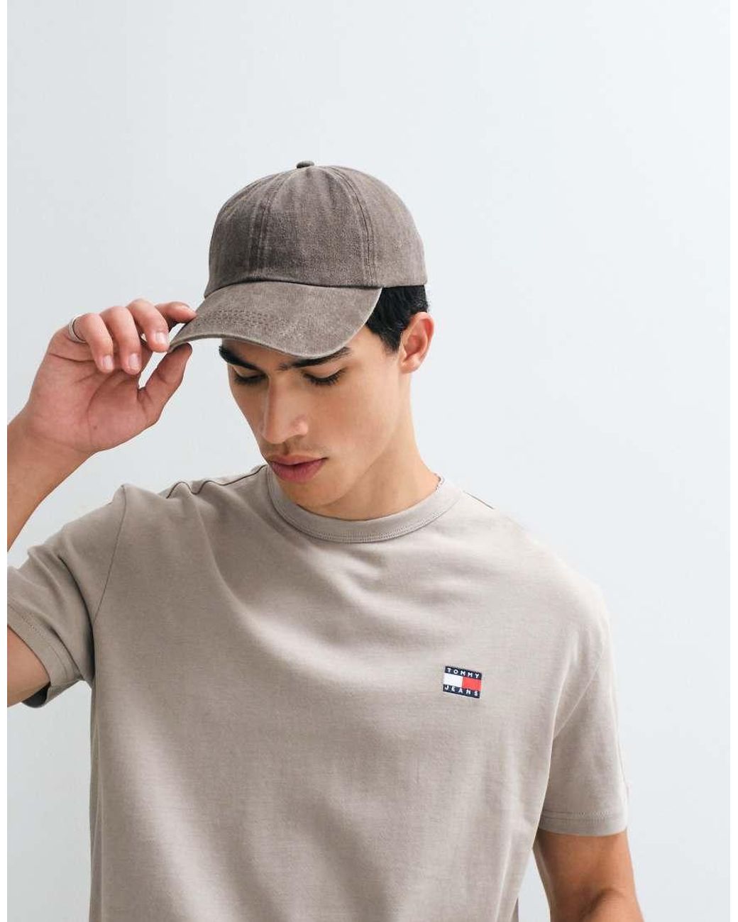 Tommy Hilfiger Gray Badge Logo T-shirt for men