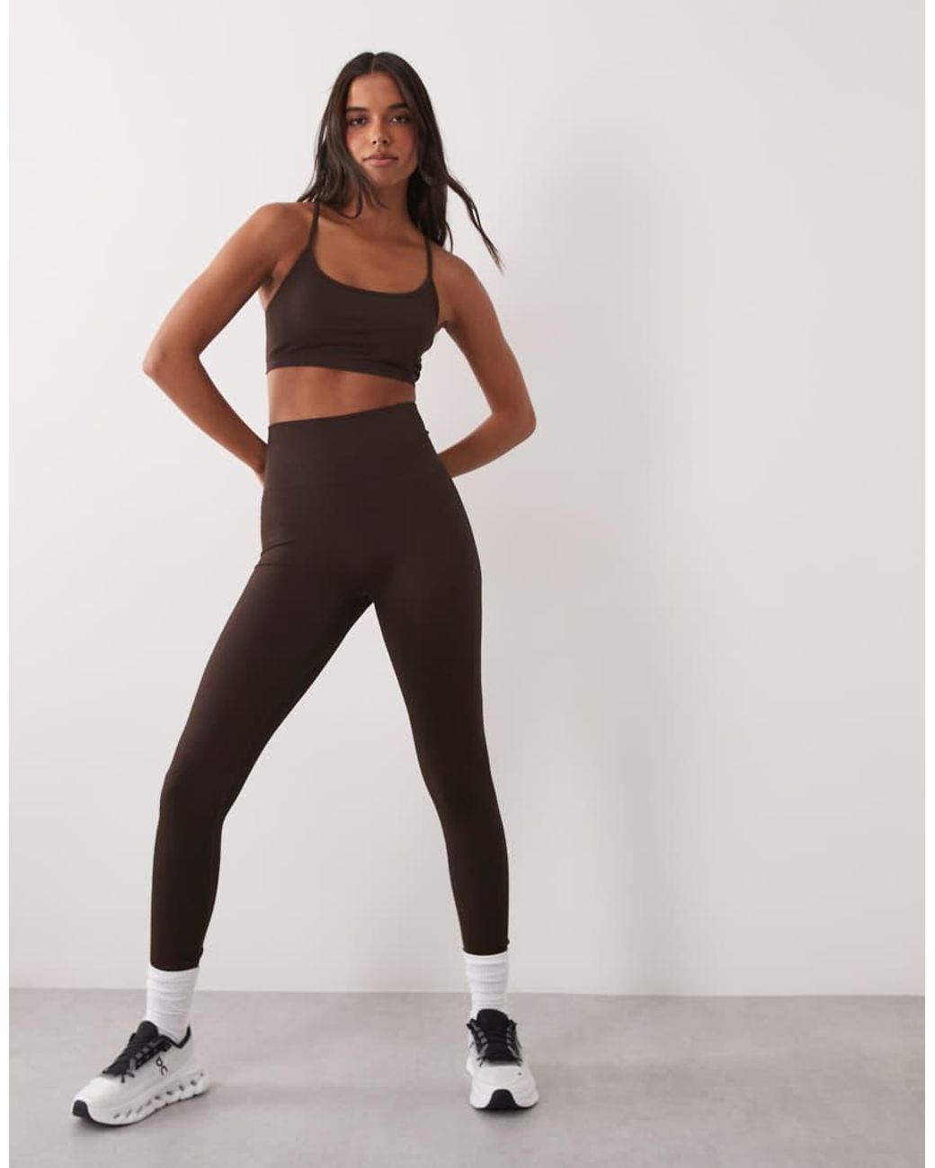 4505 Brown Seamless Baby Rib Medium Support Sports Bra With Removable Padding