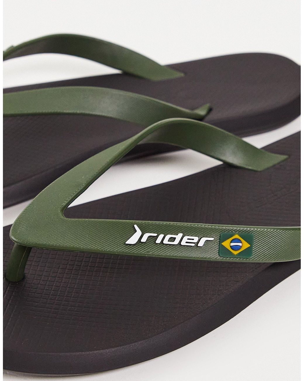 Rider R1 21 Flip Flops in Black for Men 