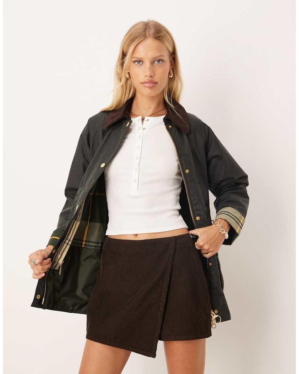 Barbour Natural Modern Beadnell Wax Jacket