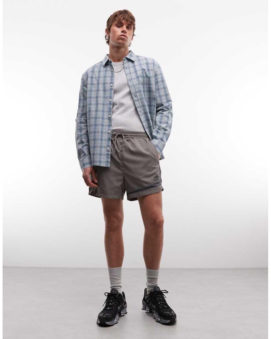 Umbro Blue Woven Football Short for men