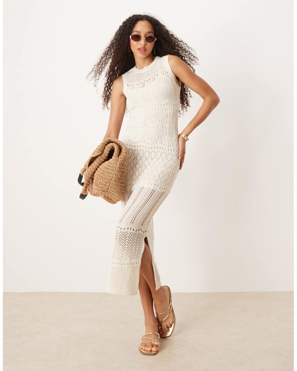 low cut dress cover up Linen Cover-Up in White Amanda Wyatt Paola True to size Formal Attire Outfit For Waist Inches:34