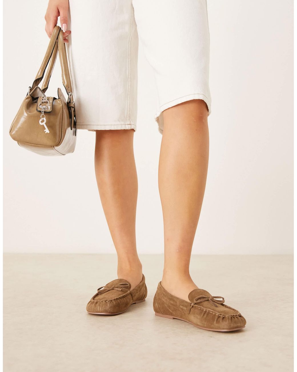 ASOS Natural – mirth – wildleder-loafer