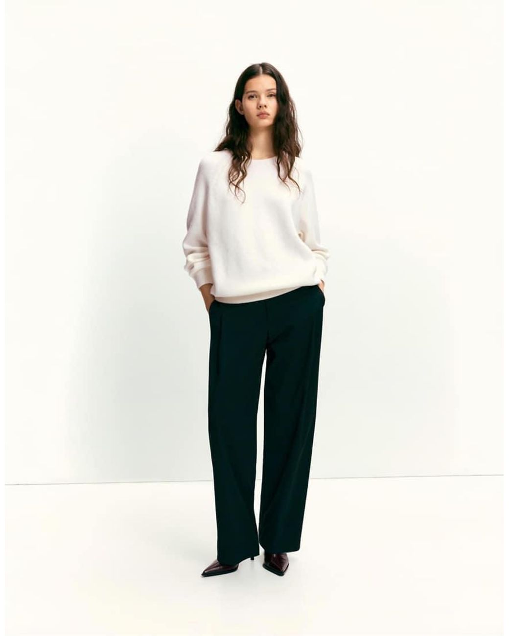 Maglione Oversize Con Scollo Rotondo di Pull&Bear in White