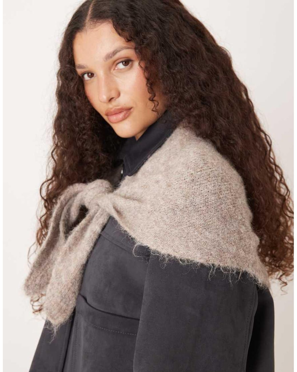 Gina Tricot Gray Triangle Knitted Scarf