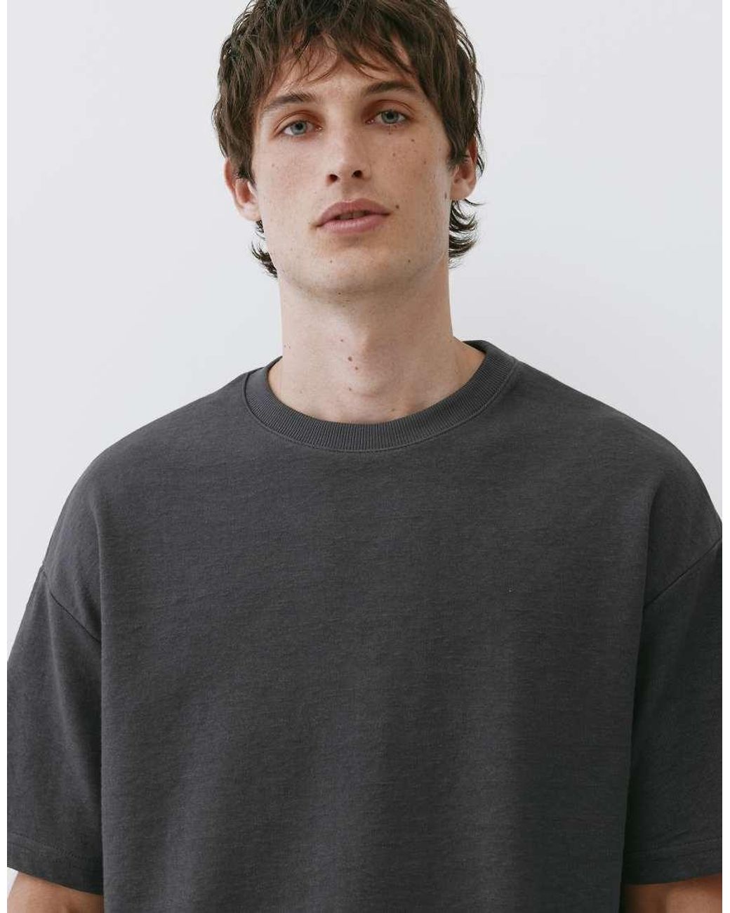 Pull&Bear Gray Textured Relaxed Fit T-Shirt for men