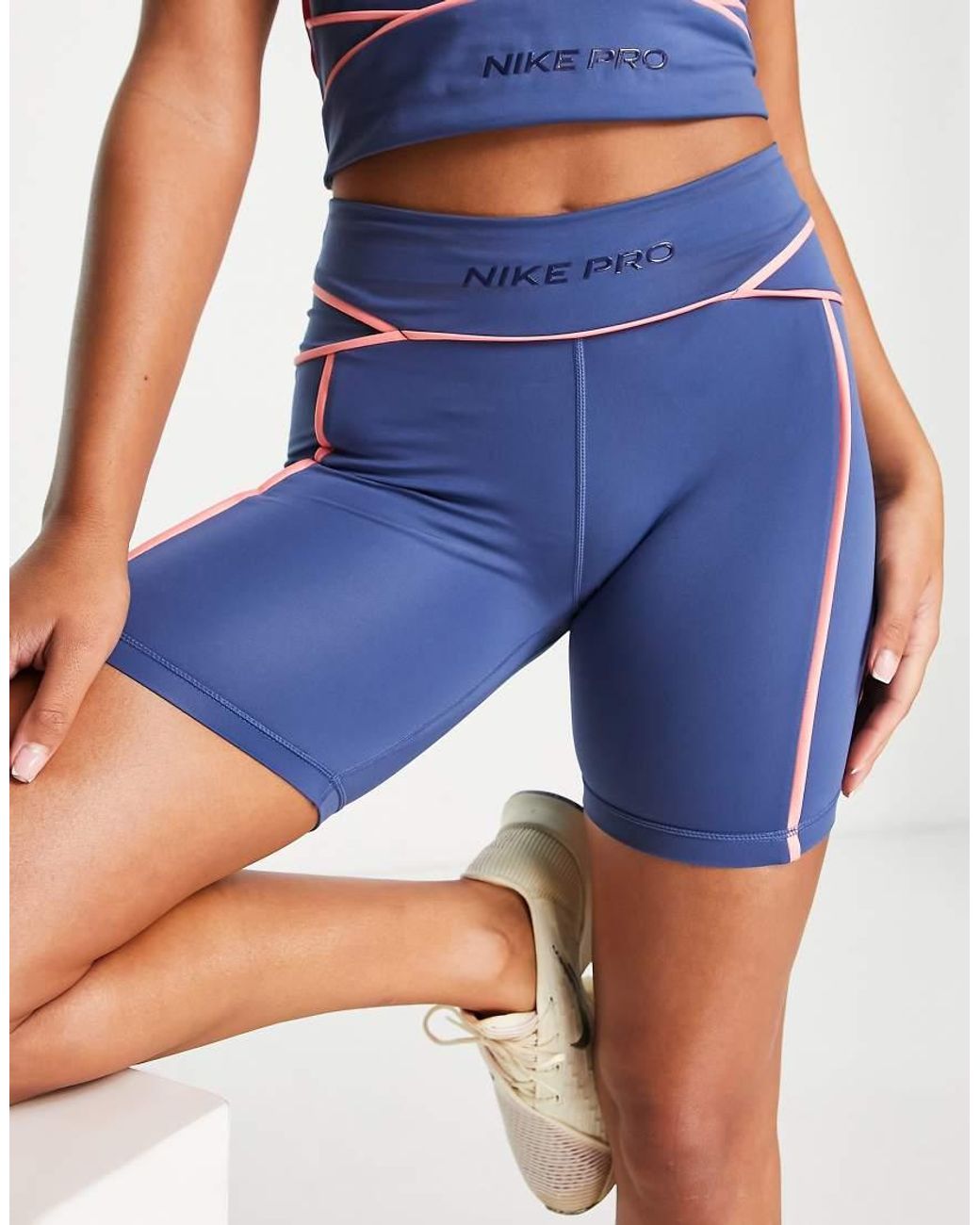 Nike Blue Nike Pro Training Membership Dri-Fitleggings Booty Shorts