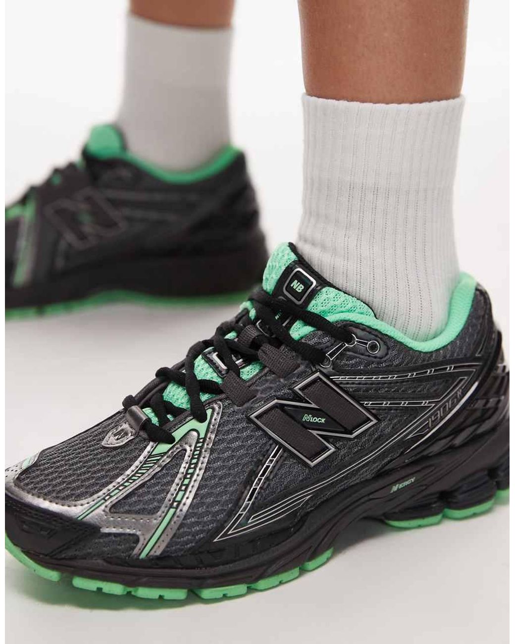 New Balance Black 1906R Trainers