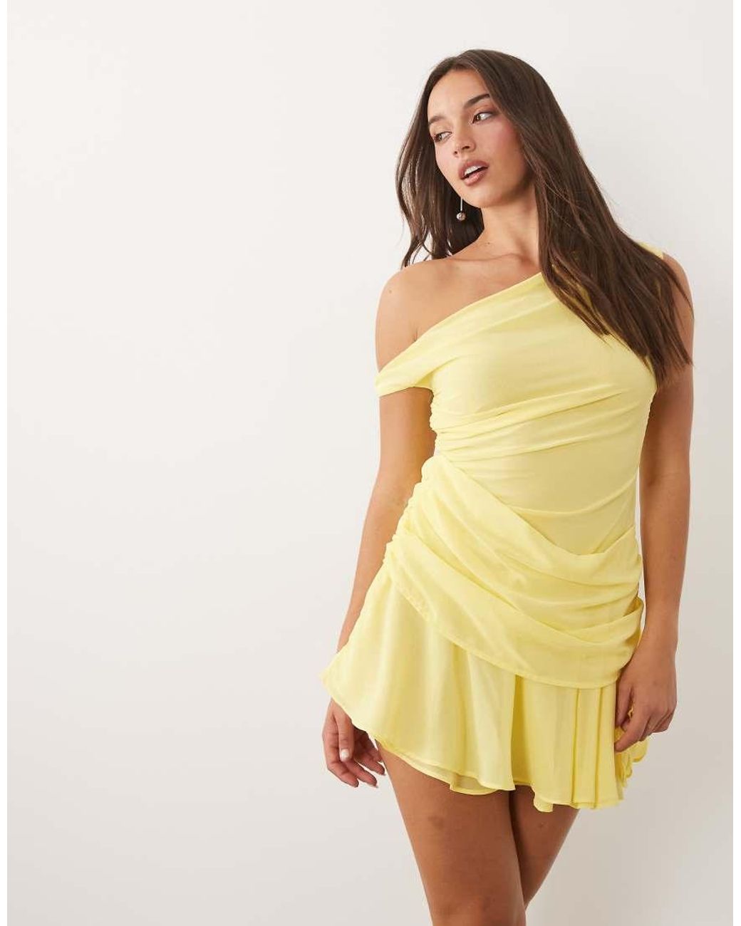 Missy Empire Yellow Mesh Overlay Asymmetric Shoulder Drape Ruched Detail Mini Dress