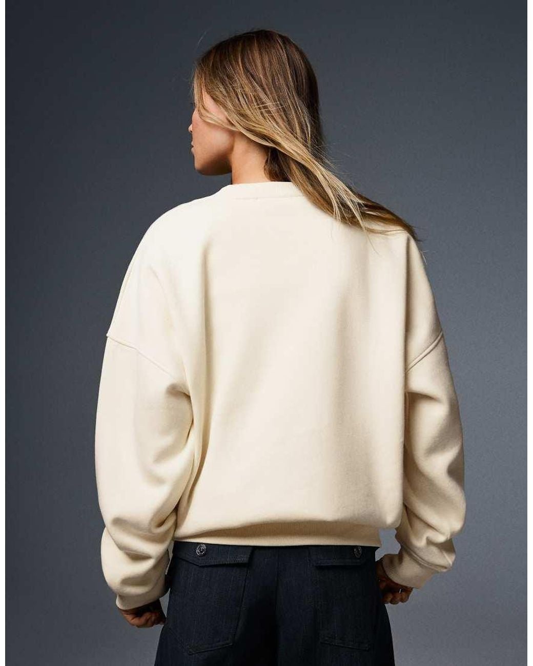 Bershka White Round Neck Sweatshirt