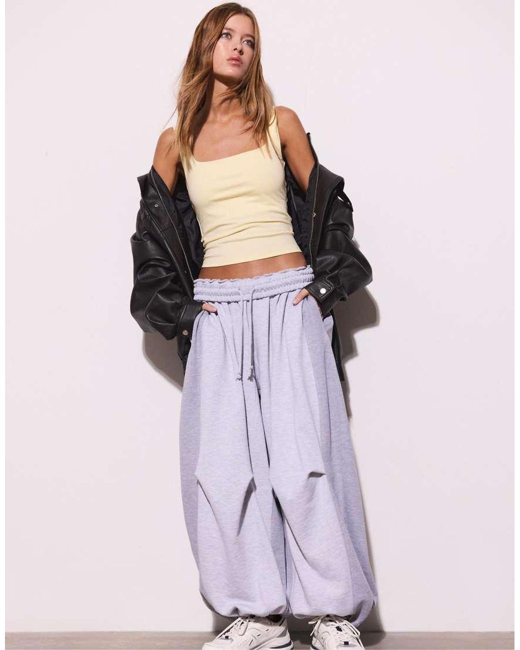 Stradivarius Purple Tank Top With A Square-Cut Neckline
