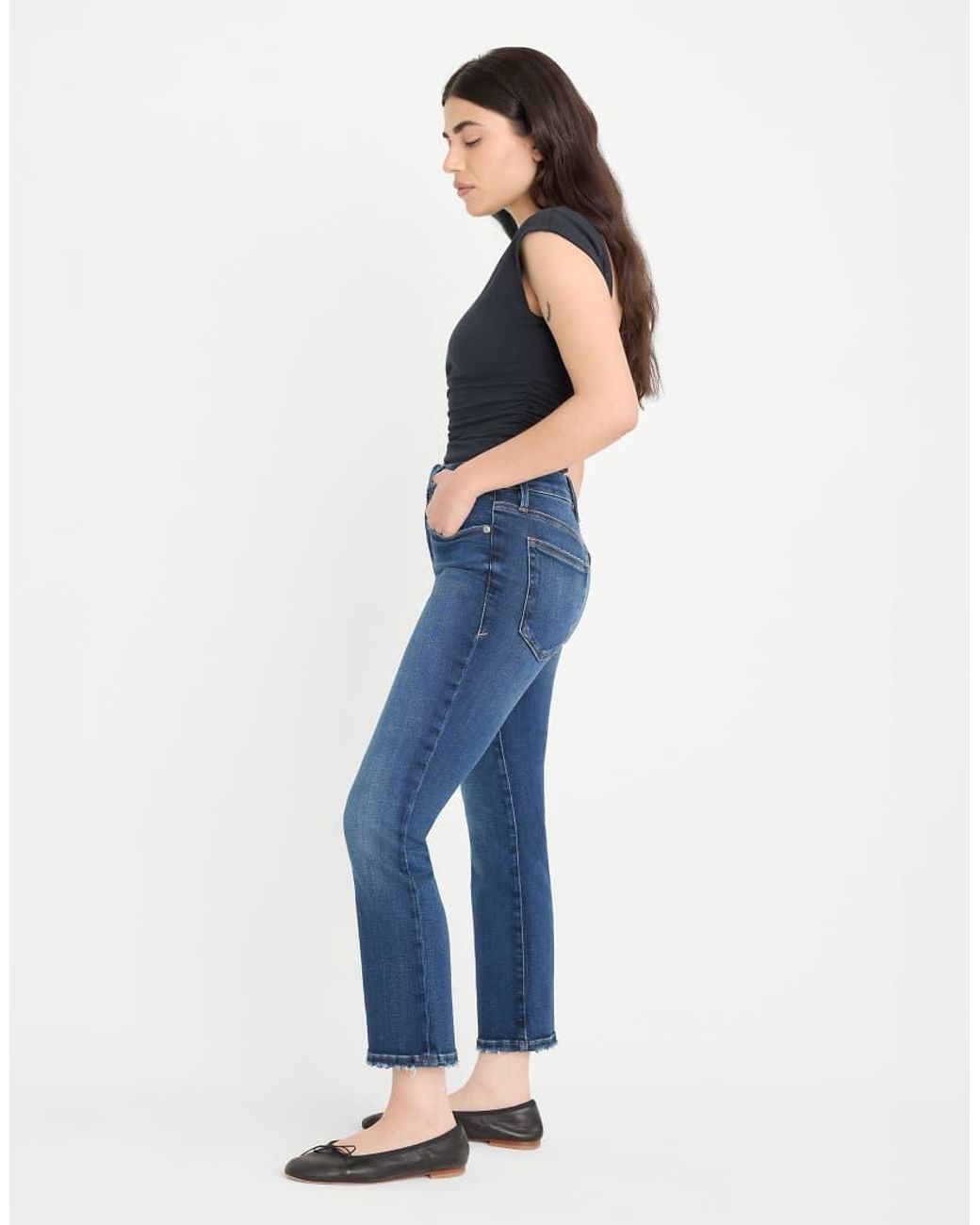 GOOD AMERICAN Blue Petite Soft Tech Good Straight Leg Jeans