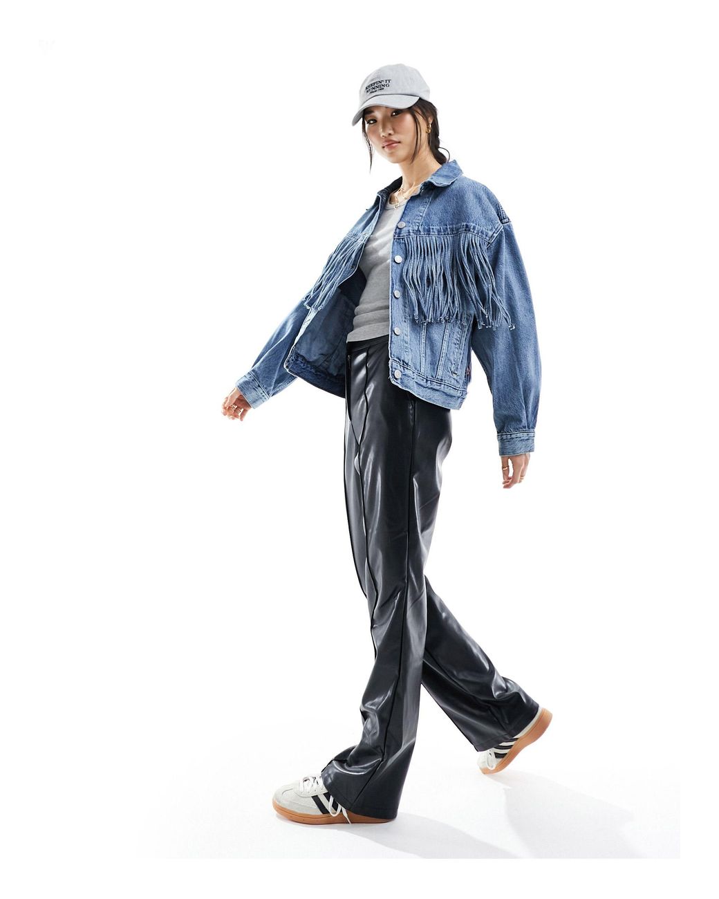 Levi's women's oversized acid washed cotton top sherpa trucker jacket