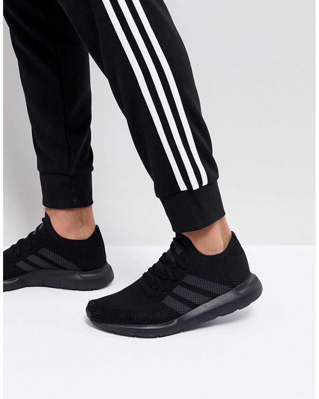 adidas Originals Swift Run Primeknit Sneakers In Black Cq2893 for Men | Lyst