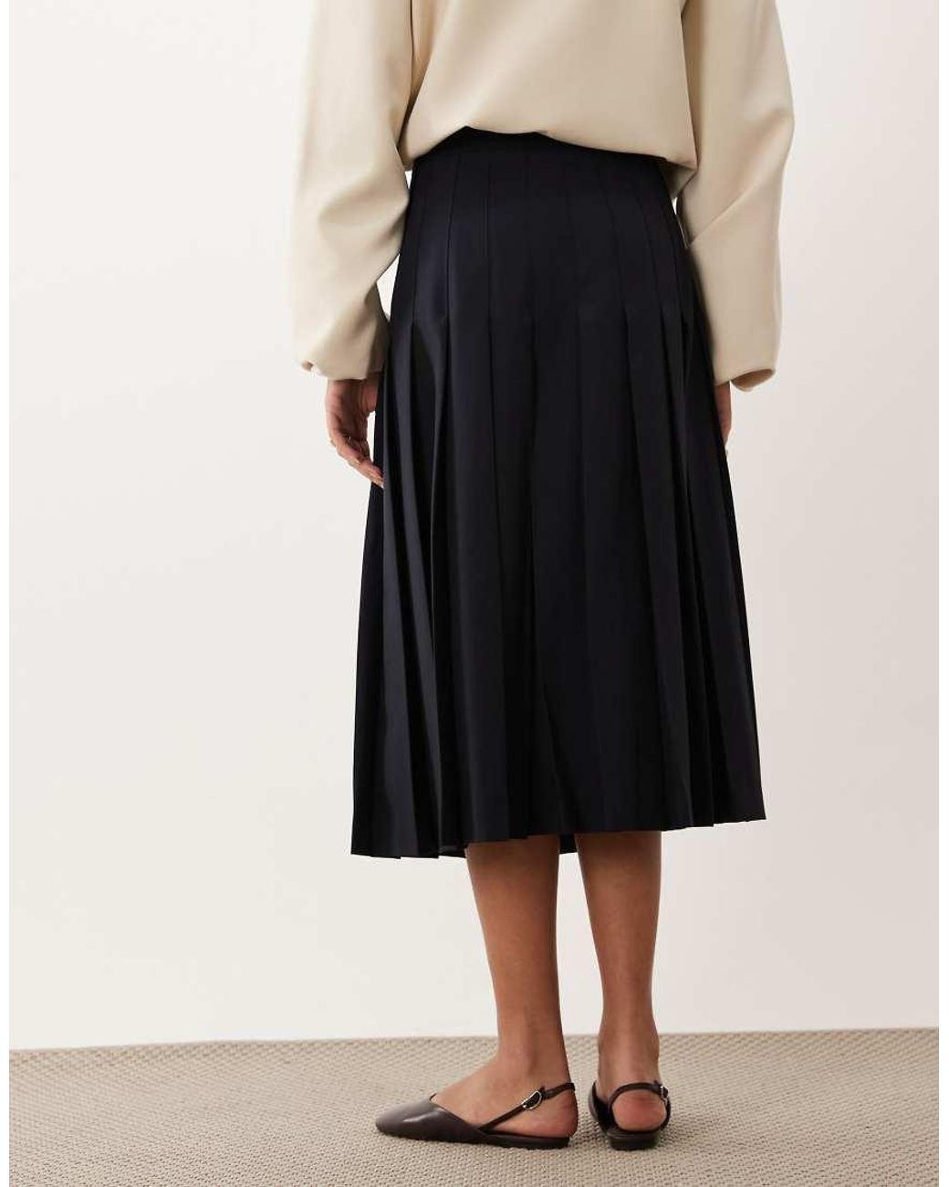 Barbour White Delilah Pleated Buckle Midi Skirt