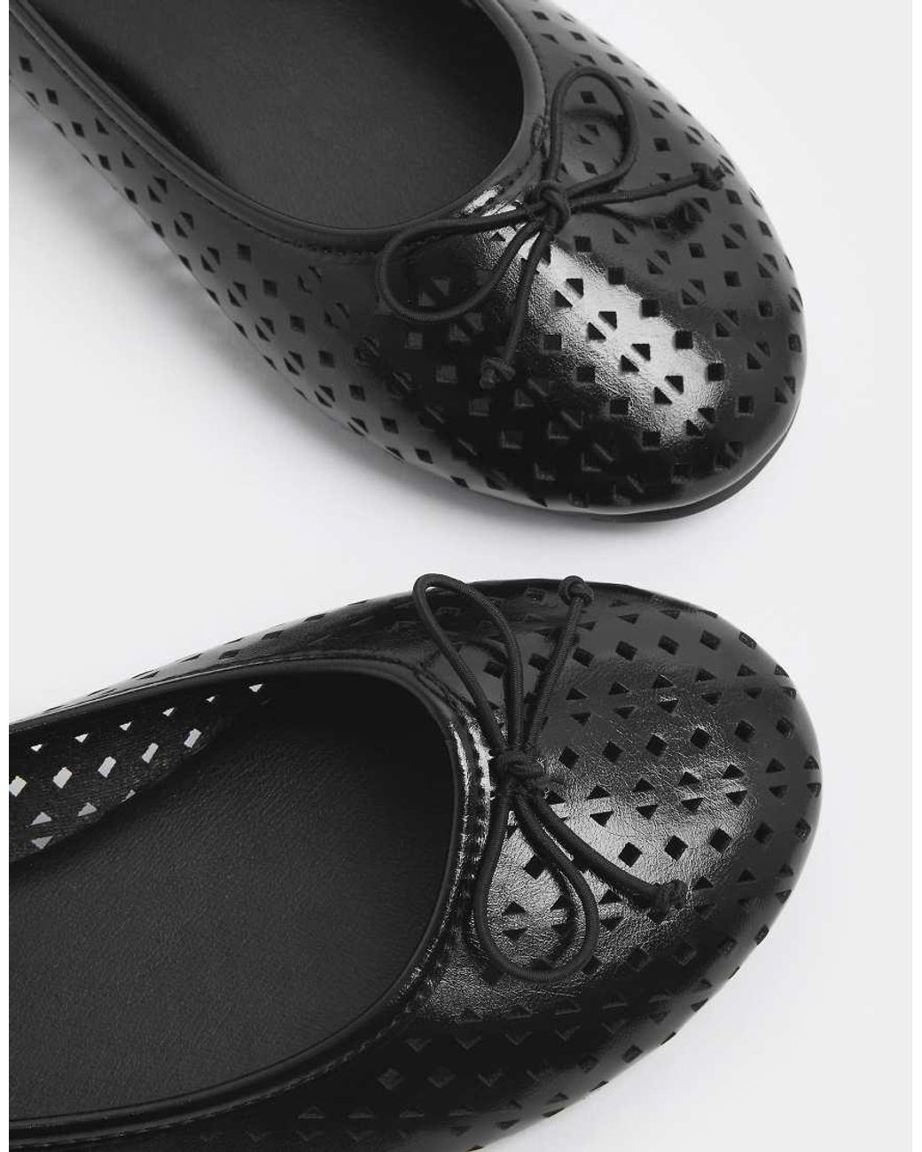 Yours Clothing Black Faux Leather Ballet Pumps