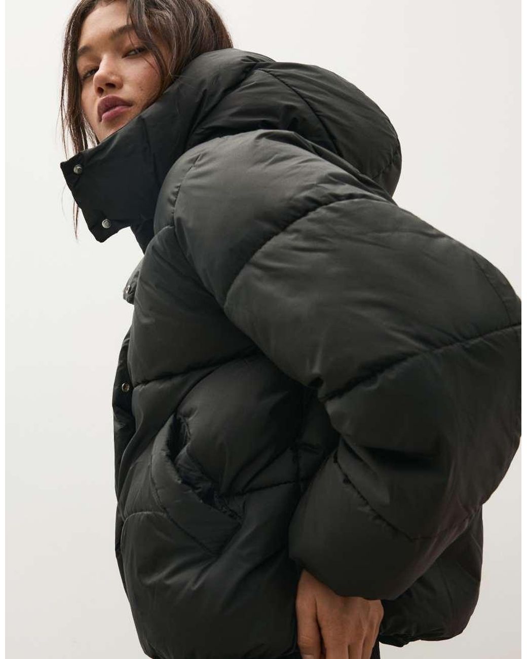 Bershka Black Oversize Hooded Puffer Jacket