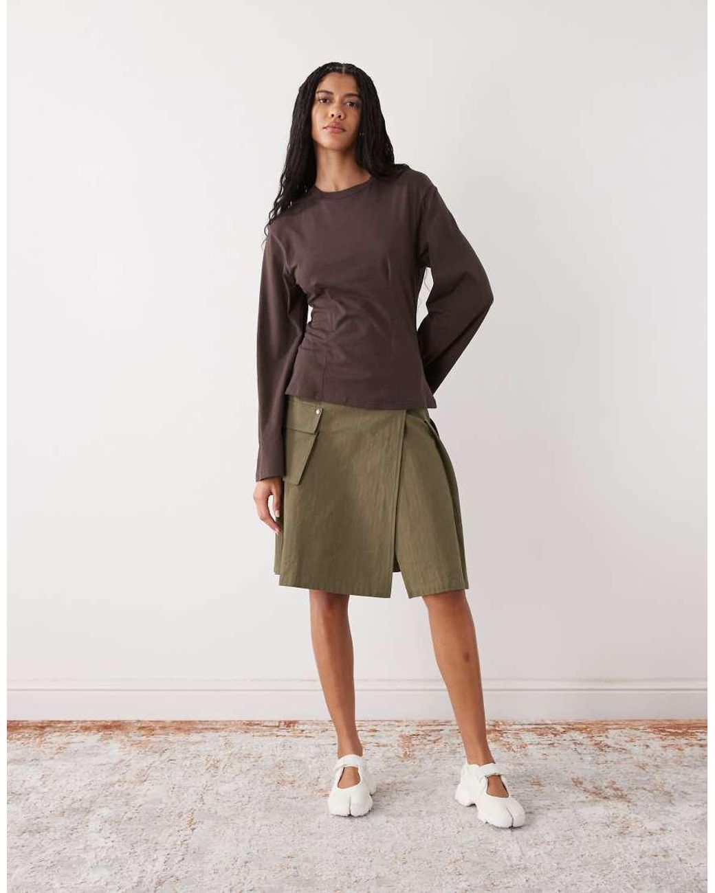 Monki Brown Cinched Waist Long Sleeve Structured Jersey Top