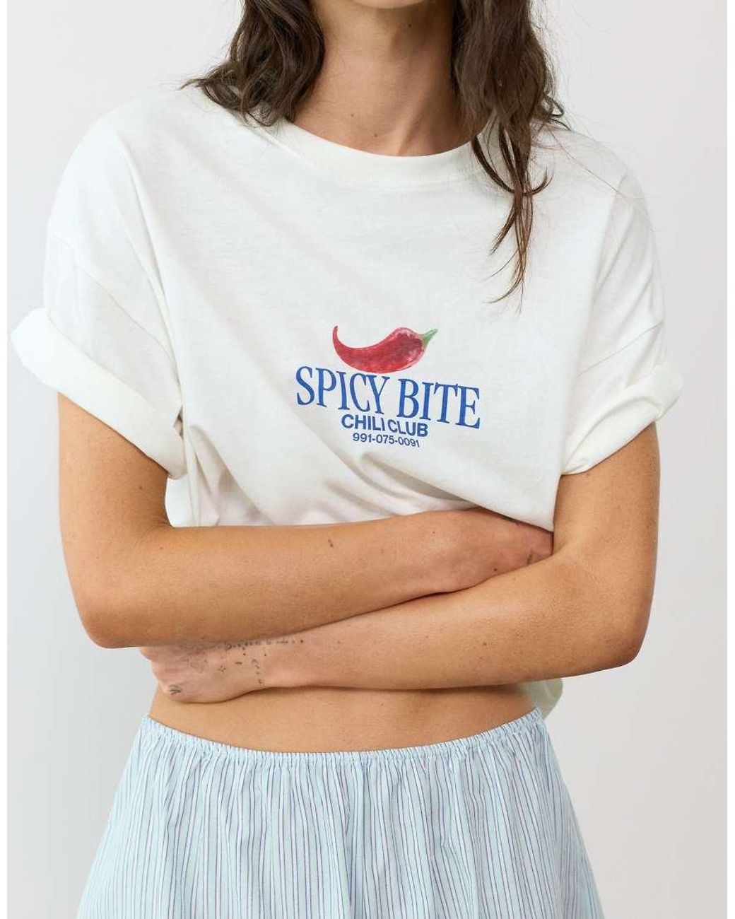 Pull&Bear White Oversize Chilli Graphic T-Shirt